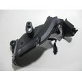 Blinker-Halter / Scheinwerfer-Halter rechts<br>Zustand: Gebraucht ohne Mngel<br><br>Verwendbar fr: Aprilia NA 850 Mana ABS, Typ: RC, Modelljahr: von 01/2008 bis 12/2012