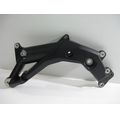 Schwingen-Halter links / Rahmen-Teil links, schwarz<br>Zustand: Gebraucht ohne Mngel<br><br>Verwendbar fr: Aprilia Caponord 1200, Typ: VK, Modelljahr: von 01/2013 bis 12/2017