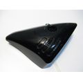 Seitendeckel links, schwarz<br>Zustand: Gebraucht ohne Mngel<br><br>Verwendbar fr: Hyosung ST 700i, Typ: GVC, Modelljahr: von 01/2011
