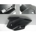 Sitzbankverkleidung vorne / Tankklappe links, schwarz<br>Zustand: Gebraucht mit Mangel<br><br>Verwendbar fr: Peugeot Citystar 125 LC, Typ: H4, Modelljahr: von 01/2011