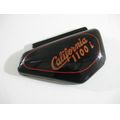 Seitendeckel links, schwarz, Dekor: rot/goldfarben<br>Zustand: Gebraucht ohne Mngel<br><br>Verwendbar fr: Moto Guzzi California 1100 i, Typ: KD, Modelljahr: von 01/1994 bis 12/1997