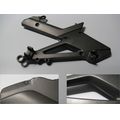Furastenhalteplatte rechts, bronzegrau<br>Zustand: Gebraucht mit Mangel<br><br>Verwendbar fr: Moto Guzzi Breva 750, Typ: LL, Modelljahr: von 01/2003 bis 12/2010