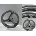 Vorderradfelge (J17x3.50), silbern<br>Zustand: Gebraucht mit Mangel<br><br>Verwendbar fr: Moto Guzzi Norge 1200, Typ: LP, Modelljahr: von 01/2006 bis 12/2010