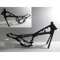 Rahmen mit Brief (EZ: 22.04.2013, HU: 06/2023)<br>Zustand: Gebraucht mit Mangel<br><br>Verwendbar fr: Moto Guzzi V7 Special, Typ: LW, Modelljahr: von 01/2012 bis 12/2014