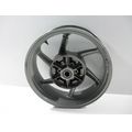Hinterradfelge (J17x5.50), silbern<br>Zustand: Gebraucht ohne Mngel<br><br>Verwendbar fr: Moto Morini Corsaro 1200 Avio, Typ: 010301, Modelljahr: von 01/2008 bis 12/2013
