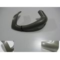 Soziushaltegriff rechts, grausilbern<br>Zustand: Gebraucht mit Mangel<br><br>Verwendbar fr: Buell XB-12X Ulysses, Typ: XB2, Modelljahr: von 01/2005 bis 12/2010